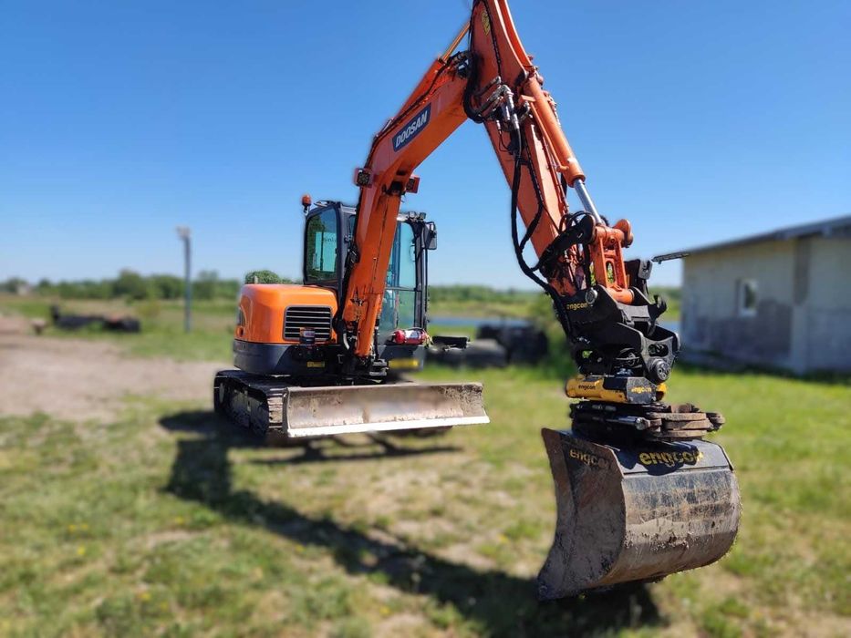 Koparka mini Midi DOOSAN DX62R-3 JCB Yanmar Komatsu Bobcat tiltrotator