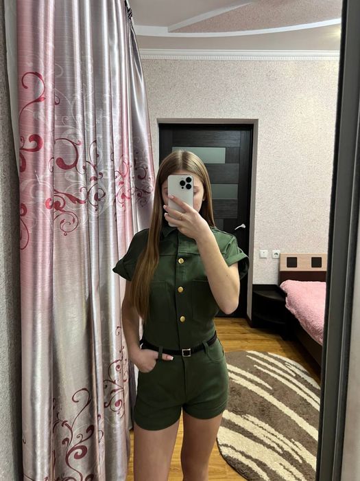 Жіночий Комбінезон з шортами