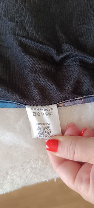 Vestido preto de lantejoulas