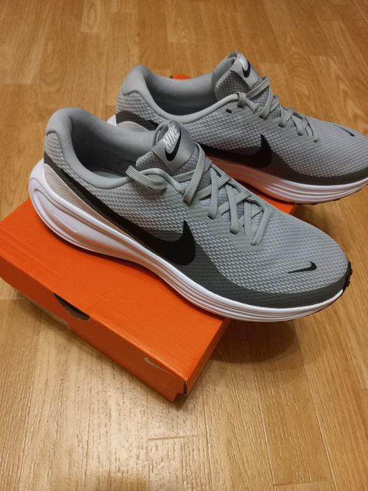 Кросівки    Nike