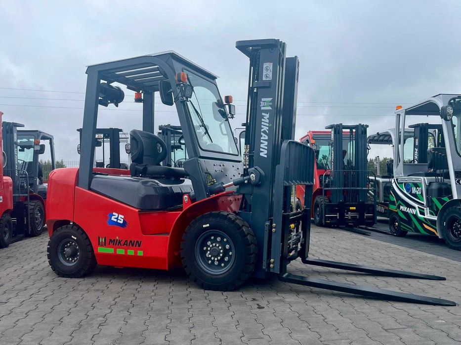 Wózek Widłowy 2,5T MIKANN, Maszt 4.5m,Triplex, Diesel  Półkabina