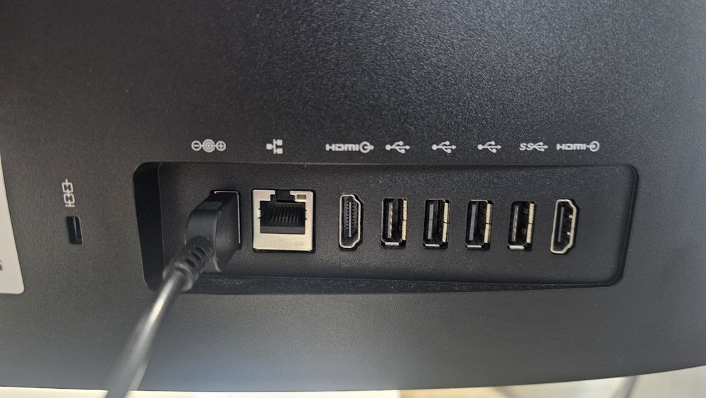 Lenovo Ideacentre 520 24 całe Aio All in One 1TB Ryzen5 8GB Ram