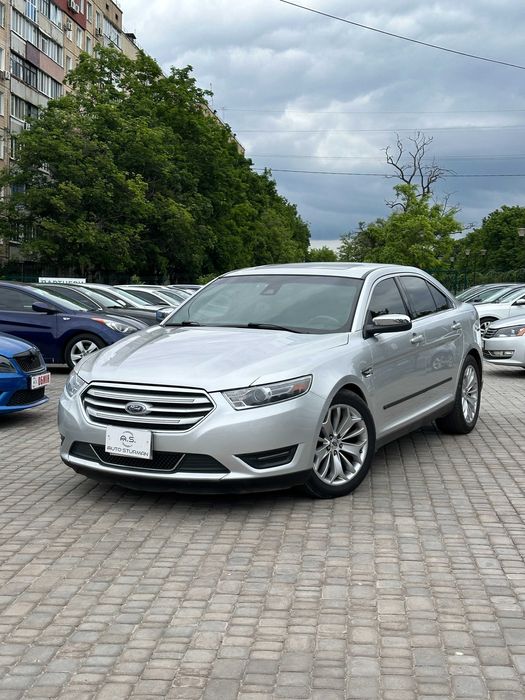 Продам Ford Taurus 2017 рік можлива розстрочка,кредит,обмін!