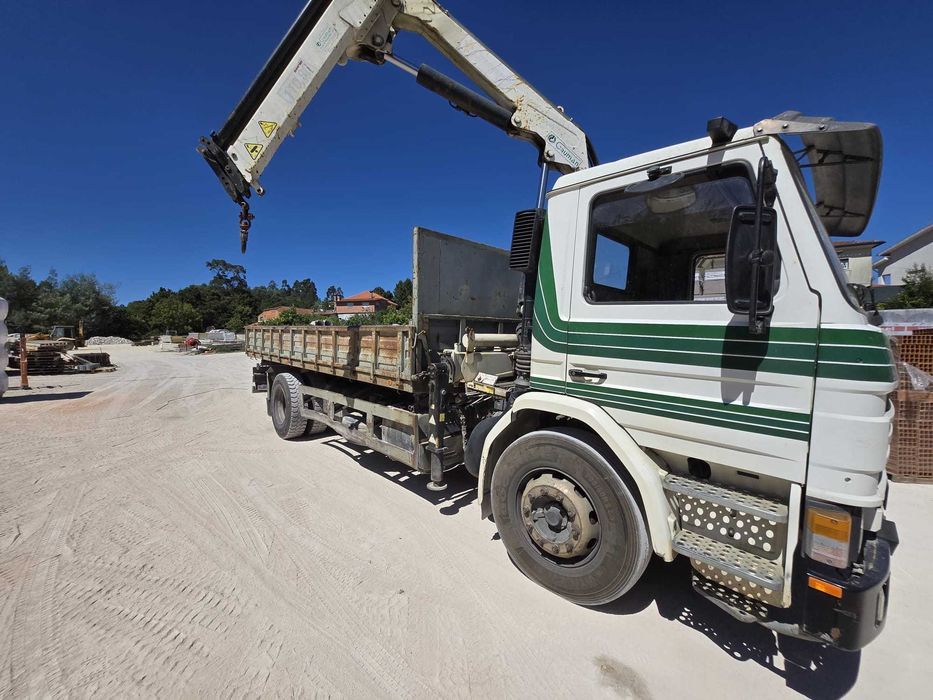 Scania 220 c/ grua