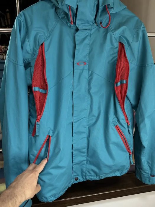 2011 Oakley Magnetic Technical Vent Ski Jacket Gorpcore Y2K