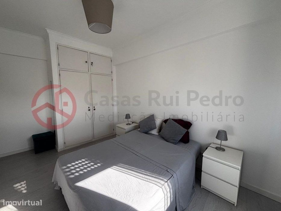 Apartamento T1 com parqueamento e elevador no centro da Costa da Ca...