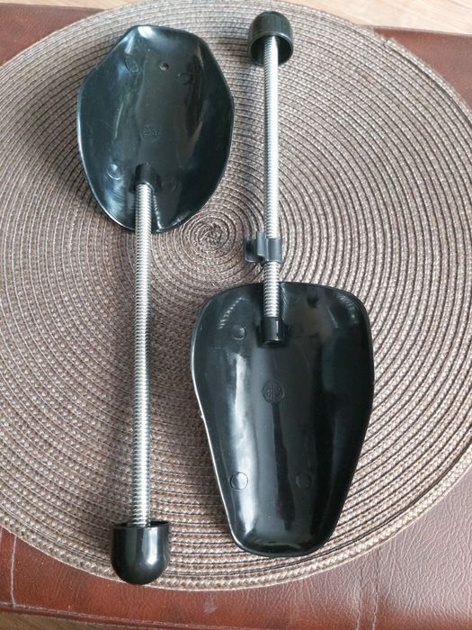 Prawidła do butów, nowe.