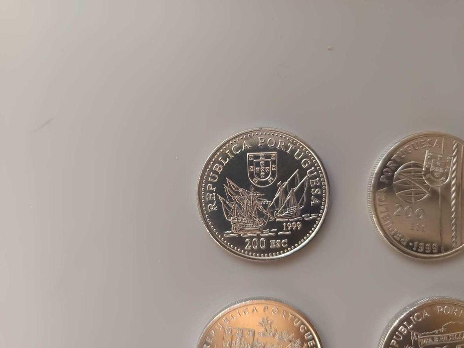 X Série Moedas dos Descobrimentos – Cuproníquel (1999)