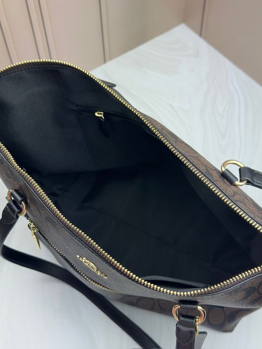 Сумка жіноча шкіряна Coach Tote Gallery