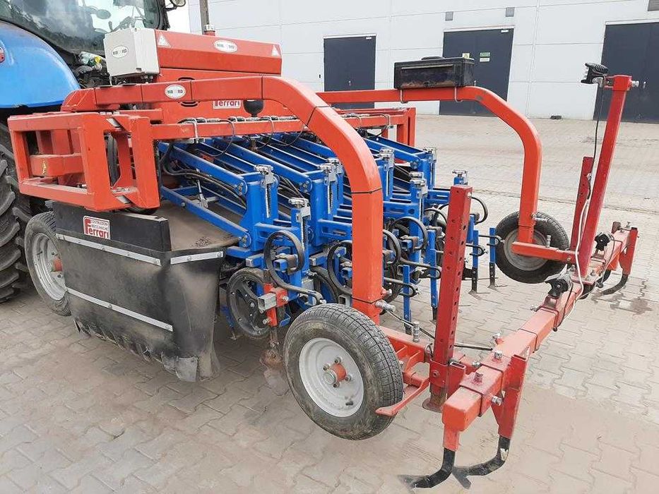 Pielnik Ferrari Remoweed 6M/4