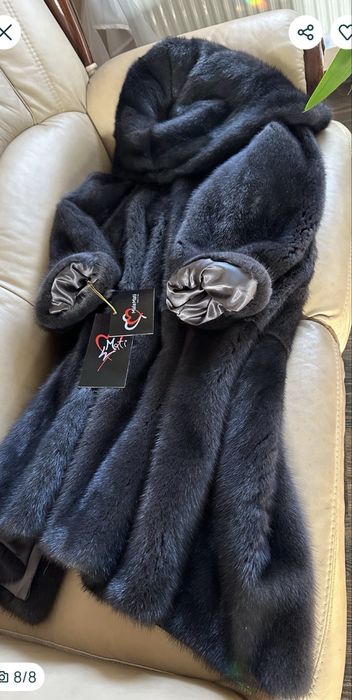 Рр 50-54. Норковая шуба’ графитовый халат’. Италия