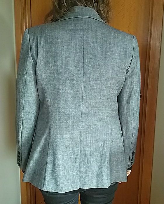 Blazer cinza de senhora