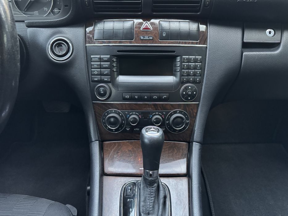 Продам Mercedes , на автоматі, 1.8 газ/бензин