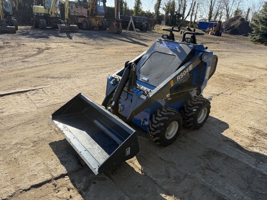Miniładowarka rippa rs04 (kubota)