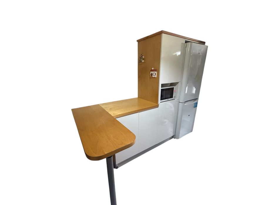 Movel cozinha em muito bom estado