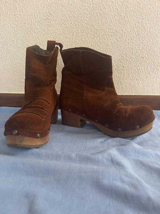 Botins Camurça Castanho