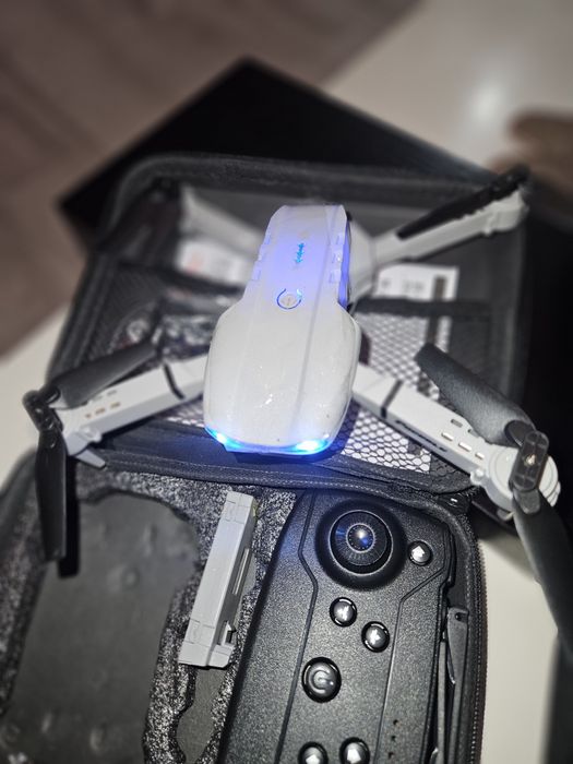 Vendo dois drones novos436767657286717444