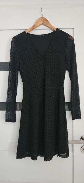 Śliczna czarna sukienka