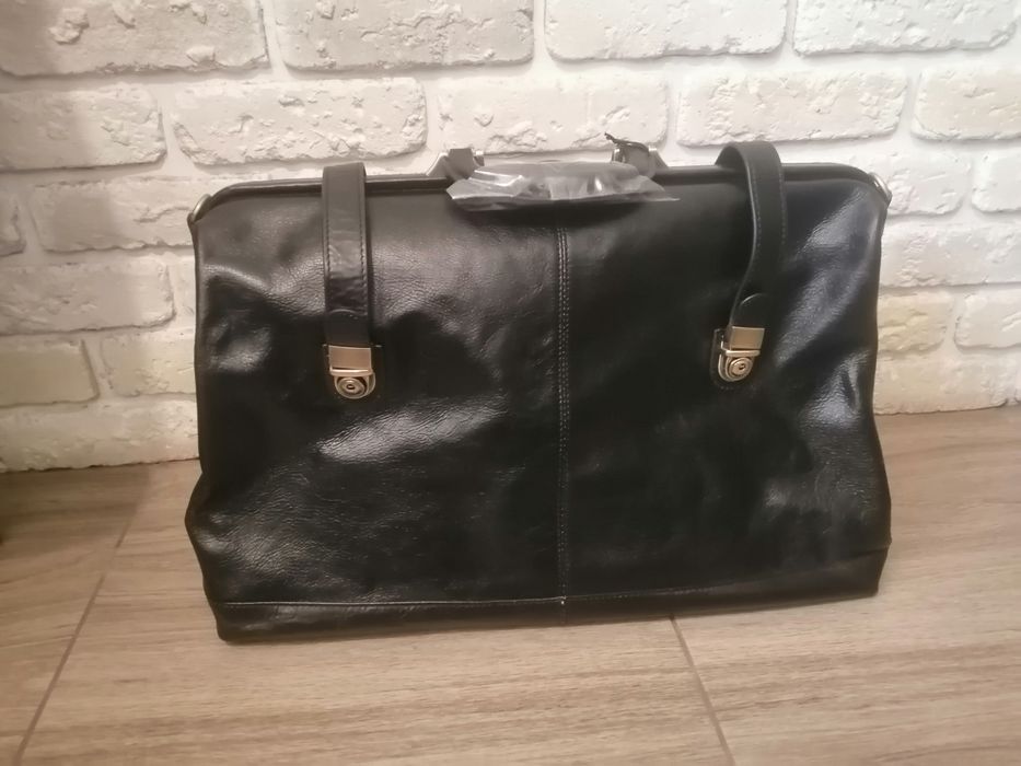 Чоловічий шкіряний портфель GUFO чорного кольору