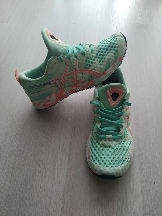 Кросівки Asics GEL-NOOSA TRI 12. Асікс.