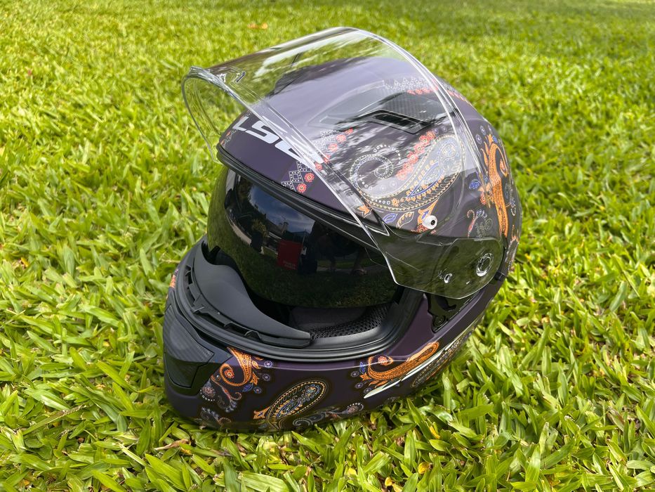 Capacete LS2 senhora