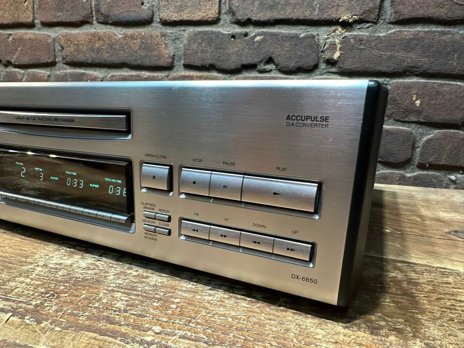 Odtwarzacz CD Onkyo INTEGRA DX-6850