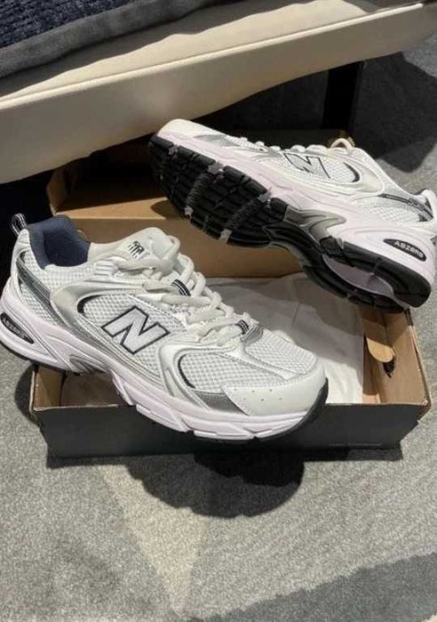 ButyDamskie New Balance 530_White_Silver_Navy_Uniseks R.36