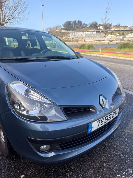 Renault Clio 1.5 Dci — photo 2