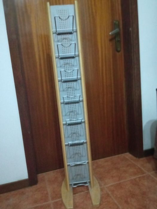 Porta CDs,DVD ou decoração