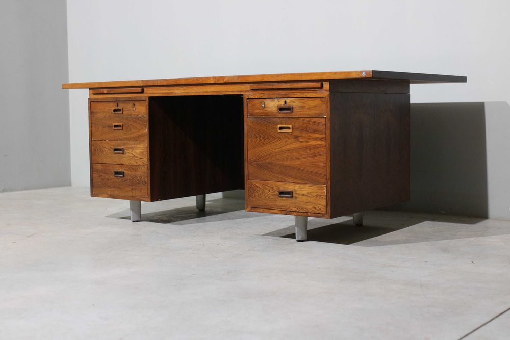 Secretária Nipu da década de 70 em pau santo | Mid Century Modern