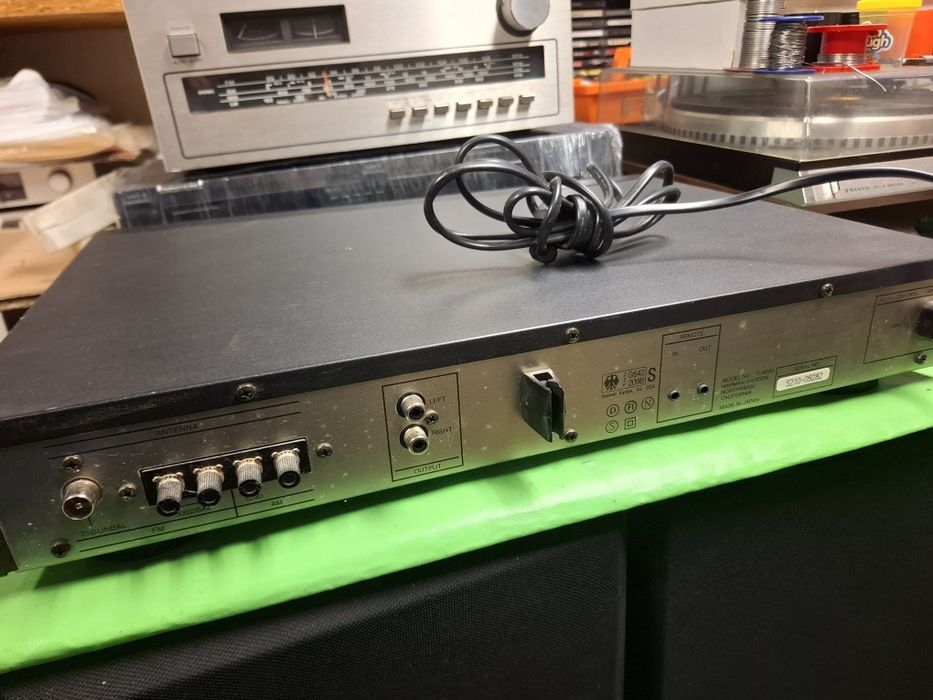 Tuner Harman/Kardon TU-9200