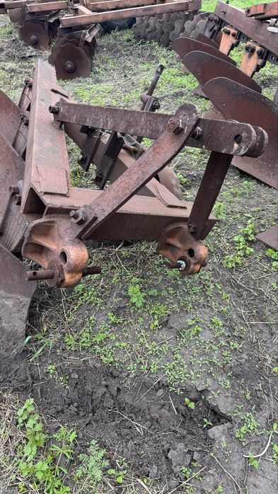 Плуг плн-3 на среднем и тяжелом брусу