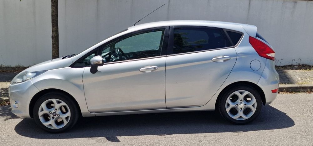 Ford Fiesta 1.25 Titanium 2012 Único Dono