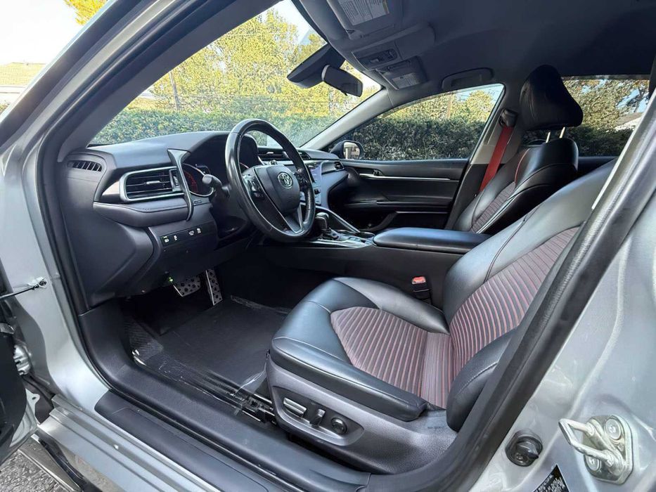 Toyota Camry TRD      2020