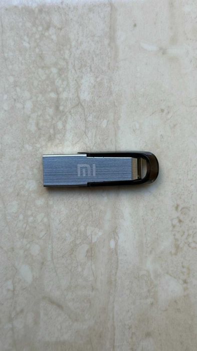 Флешка Xiaomi 512gb.