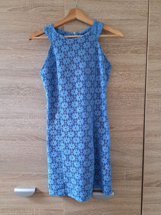Niebieska sukienka letnia s