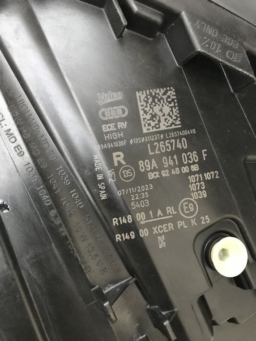 Фара Audi Q4 89A E-tron