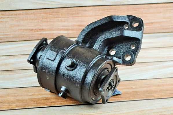 Промопора МТЗ ВОМ Роздатка Кришка бокова редуктор бортовий Реставрація