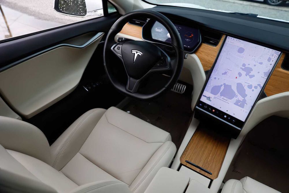 Tesla Model S 100D      2019