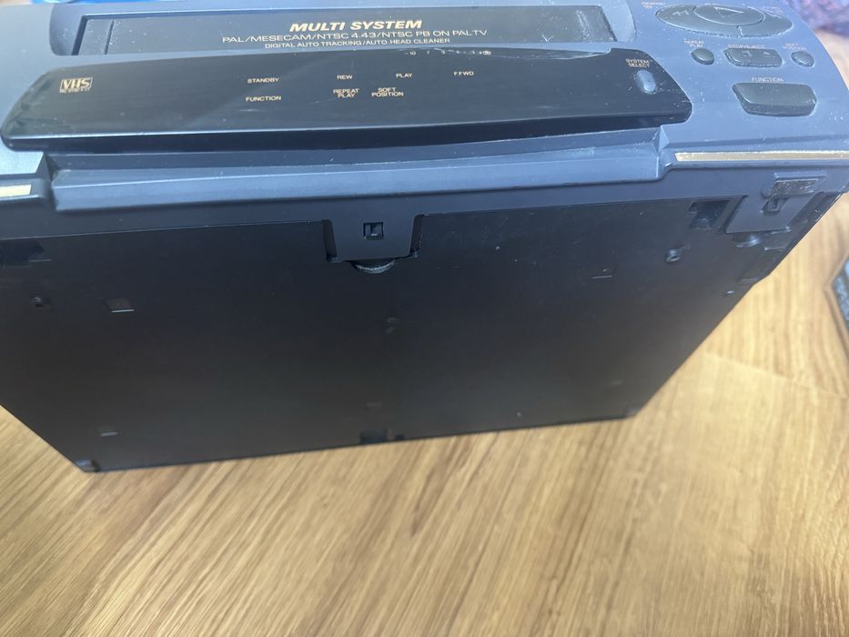 Відік відеоплеєр касетний funai made in japan vip-5000hc