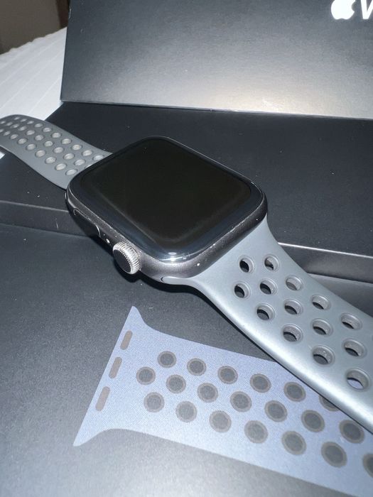 Apple Watch SE Nike 44mm