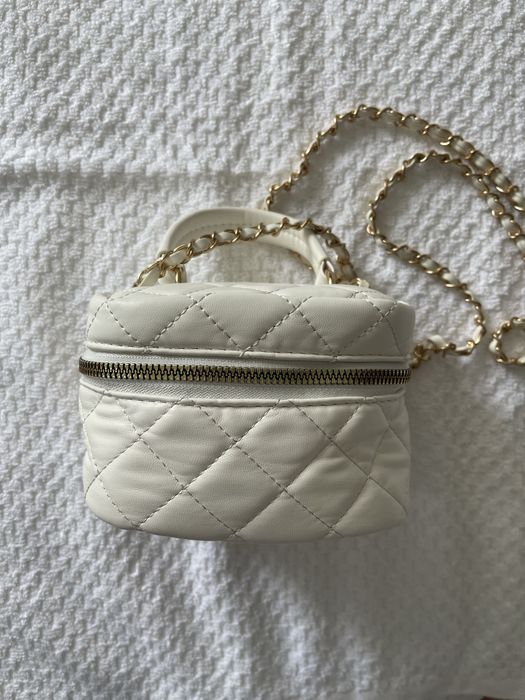 Сумочка в стилі Vanity bag