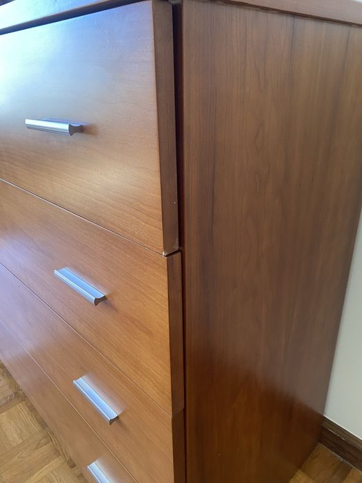 Cómoda 4 gavetas