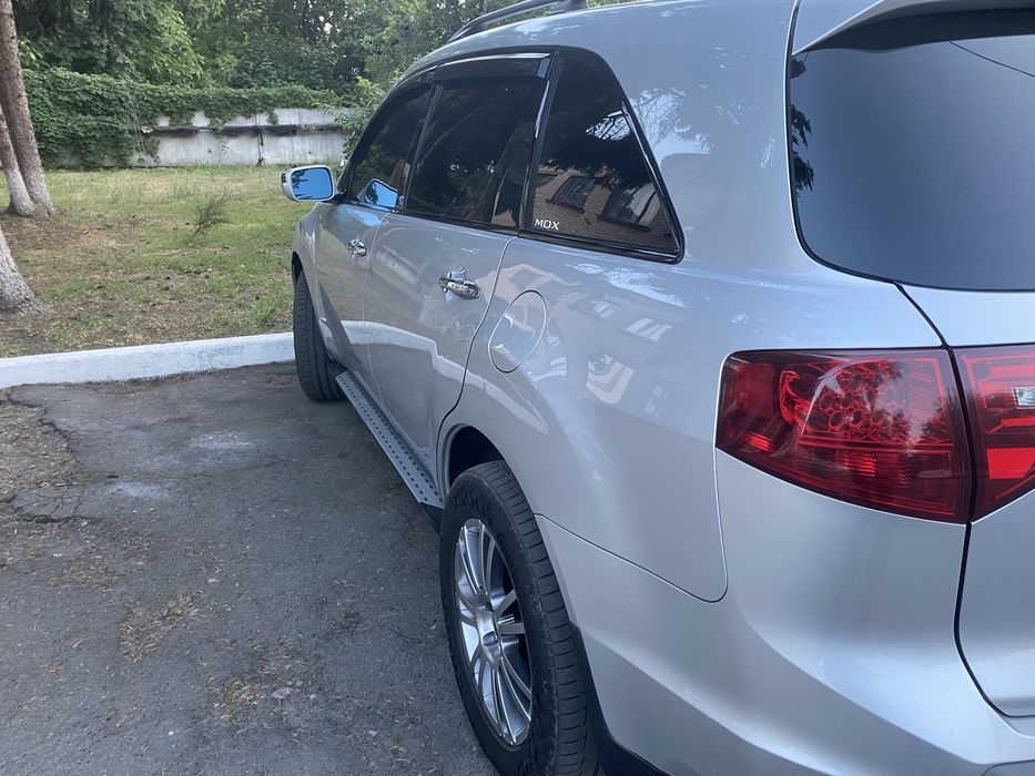 Продам власный автомобиль Акура МДХ 2007 года с оригинальным пробегом