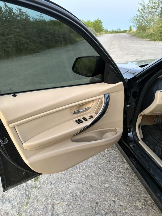 Продається BMW F30 2013 року 2.0 бензин