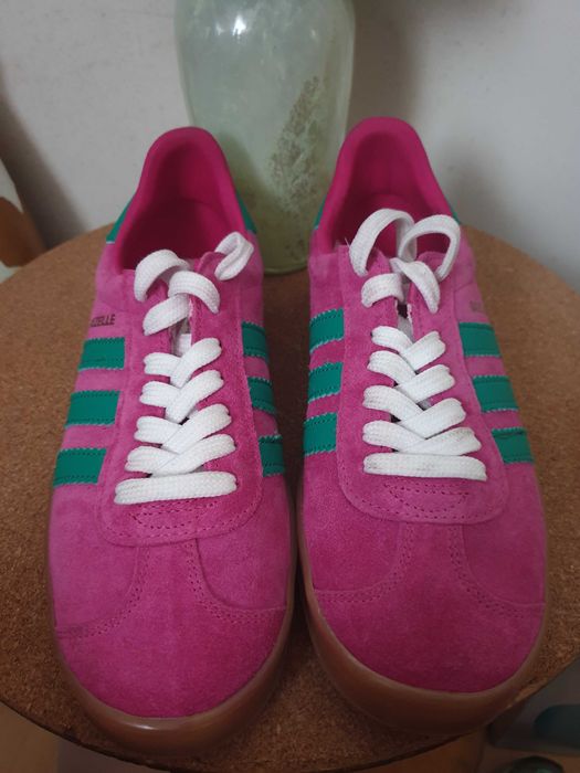 Sapatinhas adidas