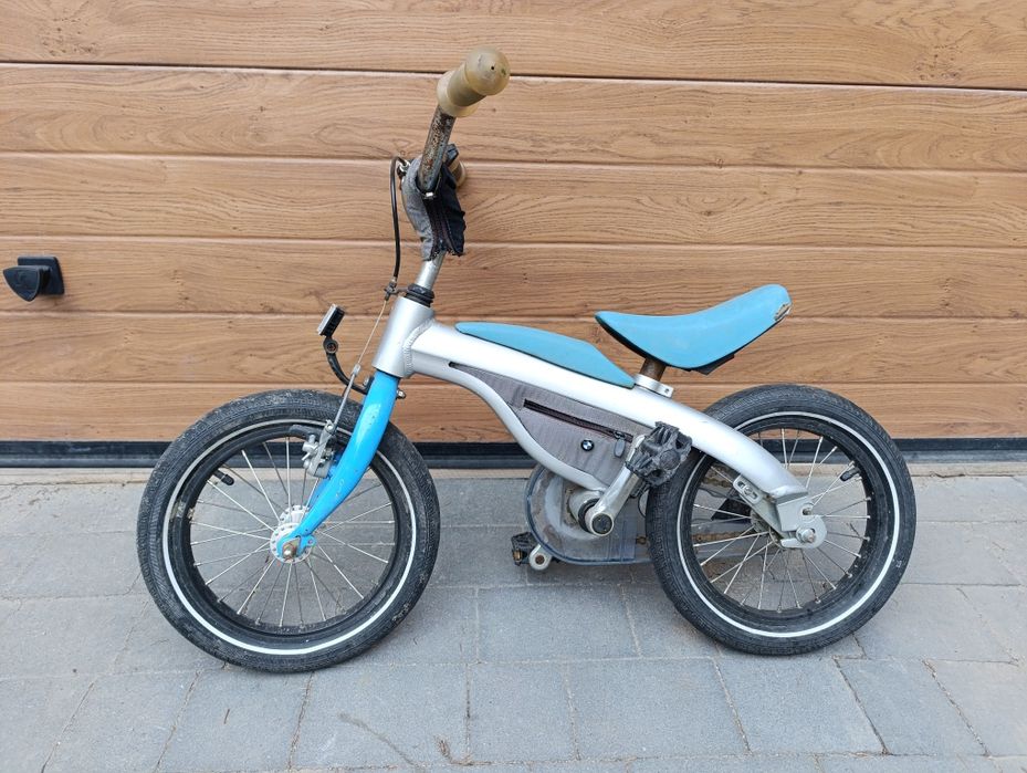 Rowerek BMW niebieski Kidsbike
