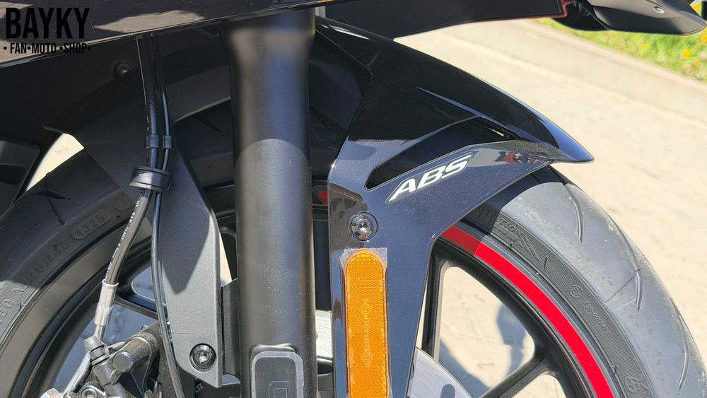 Мотоцикл CFMOTO 250SR Lite