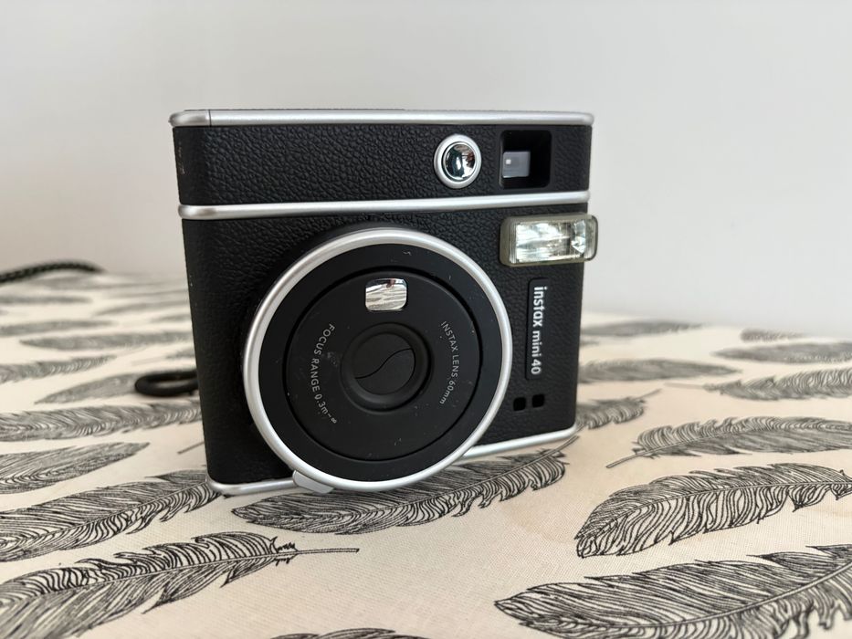 Máquina fotográfica Instax Mini 40