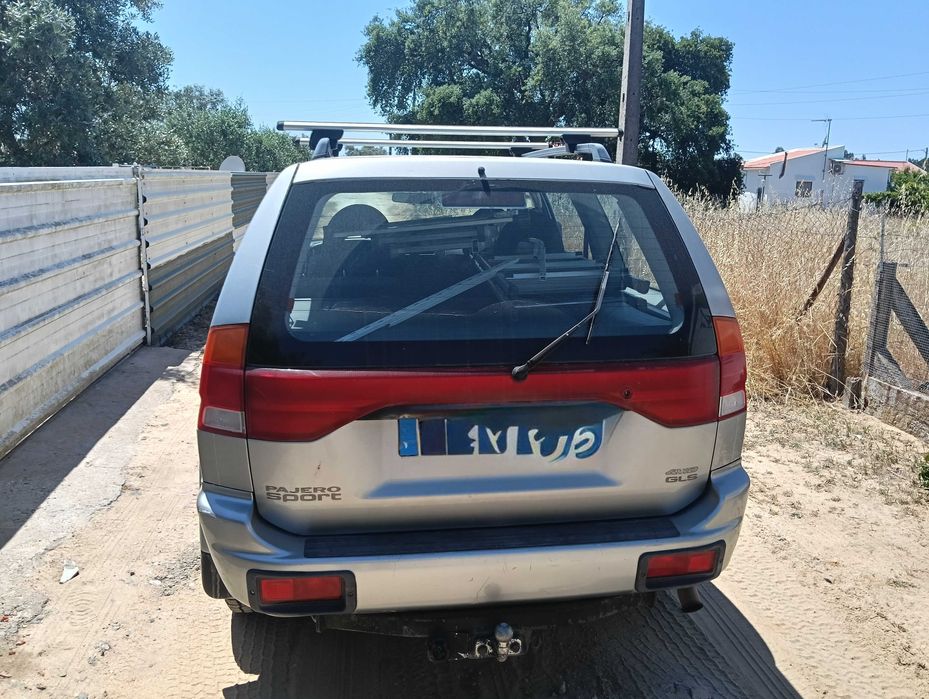 MITSUBISHI PAJERO SPORTWAGON